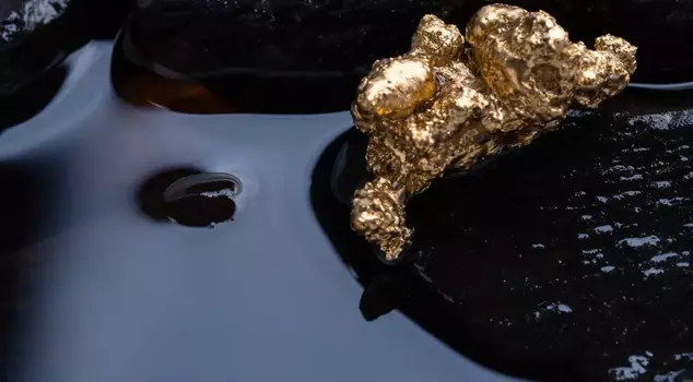 The country that the USA has its eyes on! Gold, diamonds, and oil are gushing from everywhere.