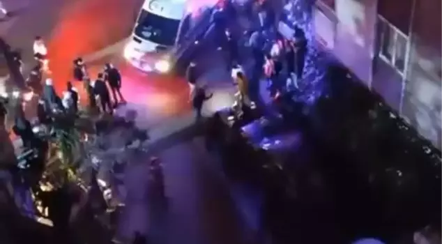 Armed attack in Bahçelievler: 3 people injured.