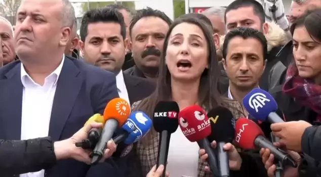 New message from Demirtaş: Members of Parliament should take risks and go to İmralı.