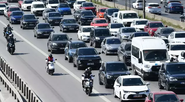 Drivers who do not comply with these rules will be subject to an administrative fine of 993 lira.