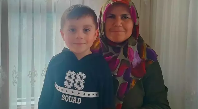 The words of those who saw the missing mother and son have completely confused people: They can't make it this far, it's very difficult to walk.