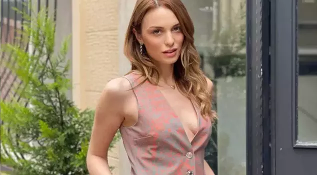 Nilperi Şahinkaya has set sail for a new romance.