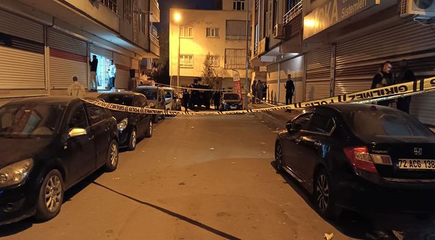 Armed clash in Batman: 2 dead, 3 injured.