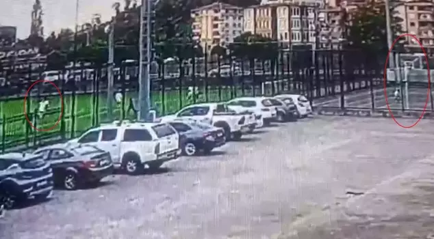 While trying to score a goal in the match, he accidentally achieved the incredible.