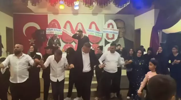 While Turkey mourned its 20 martyrs, the mayor started dancing the halay.