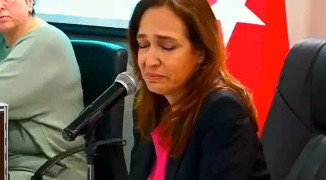 The CHP mayor announced that he was threatened in tears.