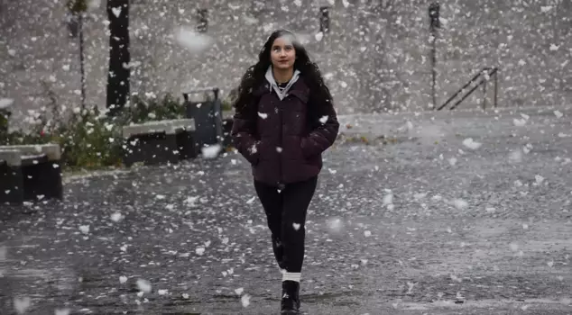 The meteorology department had issued a yellow alert! Heavy snowfall hit Sivas.