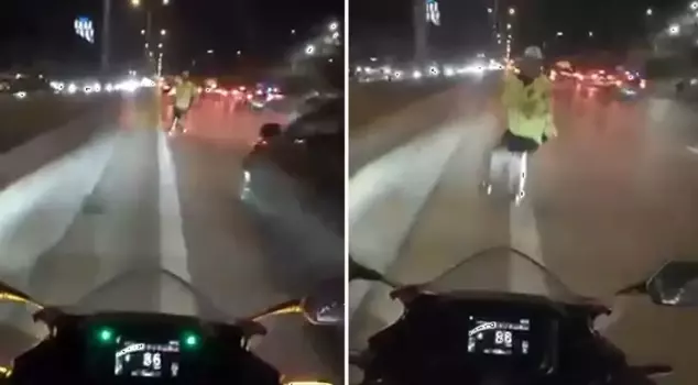 A traffic police officer was injured after being hit by a motorcycle in Maltepe: The moment of the accident was captured on camera.