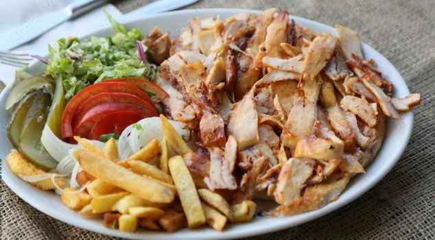 Homemade Chicken Döner Recipe Went Viral on Social Media