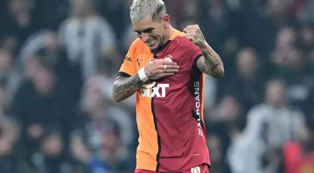 A surprise move from Lucas Torreira to Devrim Özkan.