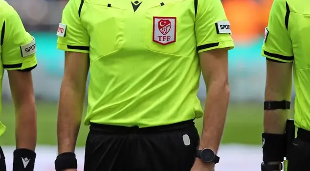 In an illegal betting operation, 32 people were arrested, including 4 referees.