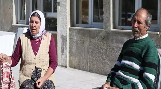 She can't believe her ears when she hears the names she gave to her 12 children.