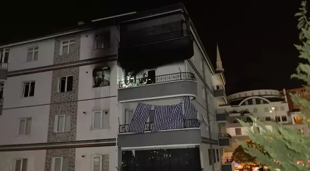 Natural gas explosion in the apartment! The house turned to ashes in a short time.