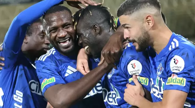 Kasımpaşa came from behind to win by scoring 2 goals in 4 minutes.