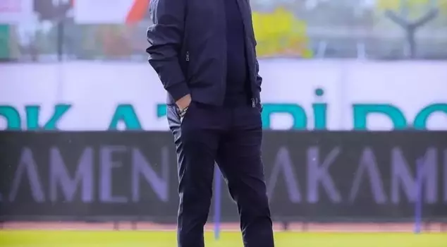 The expected happened! The famous coach, who was able to win only 3 times in 8 matches, has parted ways with the team.