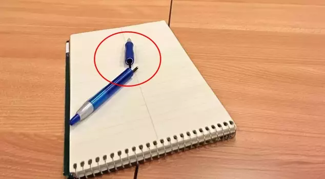 Tension is at its peak in the peace talks in Geneva! The defense minister has broken his pencil.