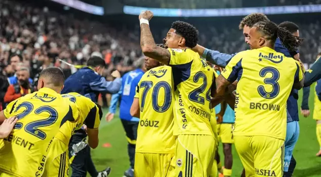 Change in Fenerbahçe's UEFA roster.