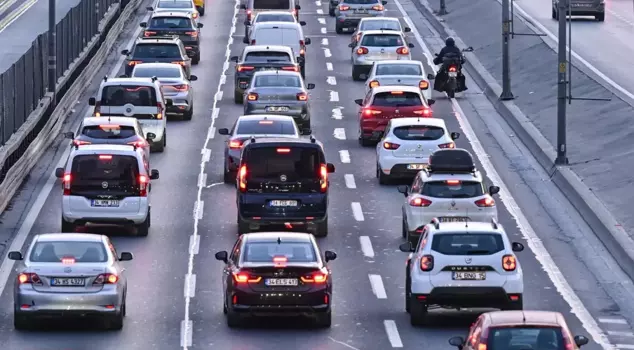 There was a 2.44 lira discount on diesel fuel at midnight.