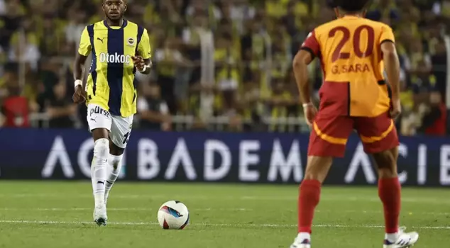 They will experience a first by watching the Fenerbahçe-Galatasaray derby from the television.