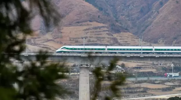 A test train in China collided with workers: 11 dead.