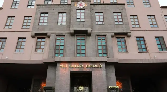 The entry of retired soldiers who share martyr information into the military lodges has been banned.