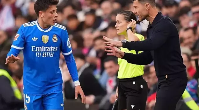 Xabi Alonso apologized to Arda Güler.