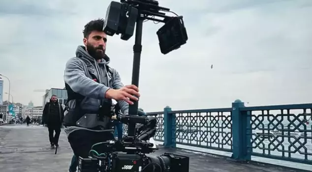 When his driver's license was revoked, he jumped off the Martyrs' Bridge.