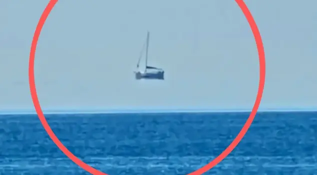 Those who saw the boat hanging in the air in Muğla couldn't believe their eyes.