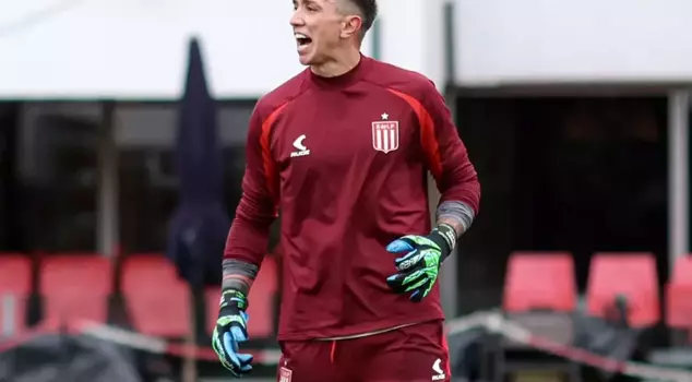 The situation has gotten really chaotic! Muslera receives a shocking penalty.