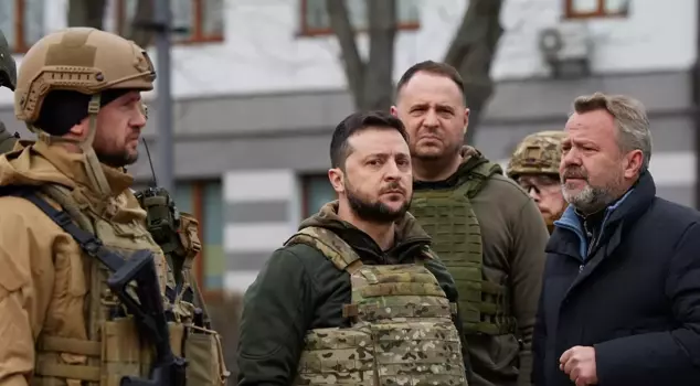 The closest associate of Zelensky resigned following a corruption operation.