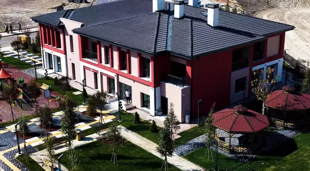 A first in the Housing Project of the Century! 500 neighborhood houses for 500 thousand social housing units.