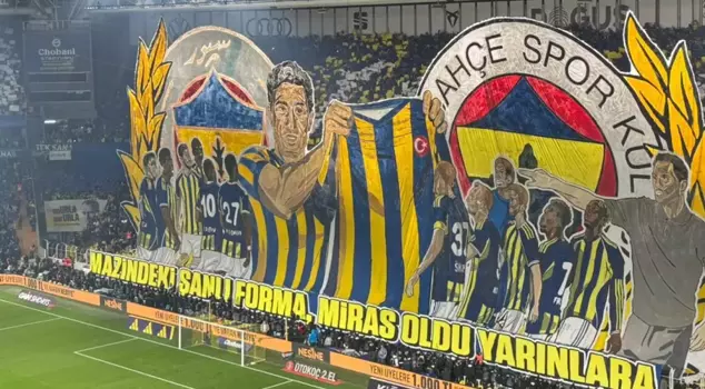 After years, Fenerbahçe fans created a choreography in all four stands.