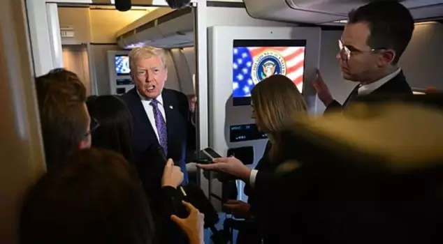 Trump got angry at the MR questions and insulted the reporter harshly.