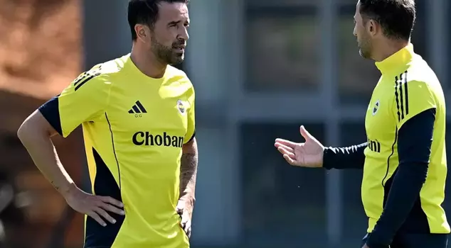 Former national football player Gökhan Gönül was detained at the airport after the derby.