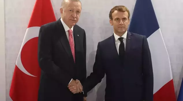 Erdoğan and Macron spoke on the phone! Here are the topics discussed.