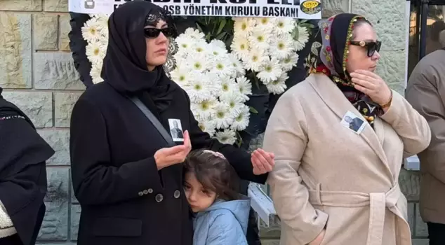 Famous actress Burcu Özberk's day of sorrow.