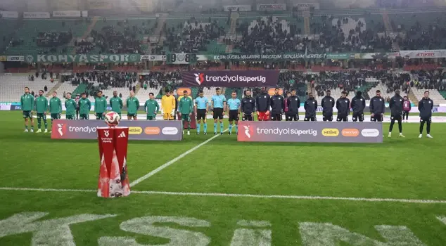 الدوري الممتاز يغلي! فريق تشايكور ريزسبور أيضًا احتج بعد أخطاء الحكام.