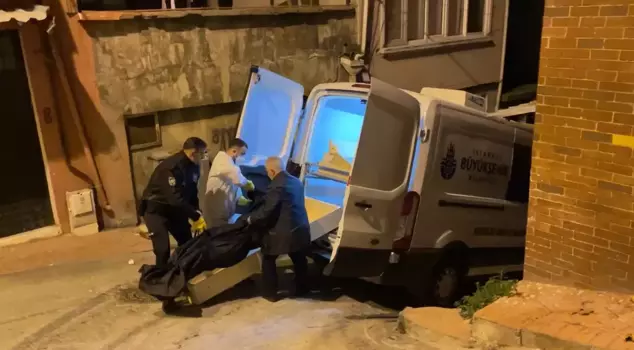 An Angolan woman living alone in Beyoğlu was found dead in her bedroom.