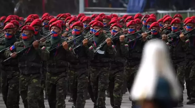 The war is now a matter of time! Thousands of new soldiers have joined the army.