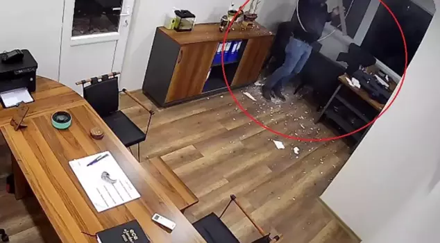 Вот перевод вашего текста на русский язык:

