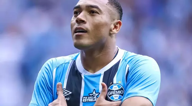 Галатасарае было разочарование, а там, куда он ушел, он стал королем.