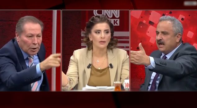 Tension rose during the live broadcast on CNN Türk: 