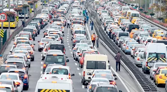 البنزين سيرتفع بمقدار 2 ليرة و 2 قروش.