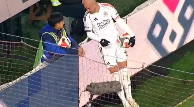 Interesting moments in the Trabzonspor-Beşiktaş match.