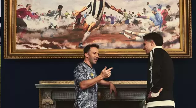 Ювентус представил специальную форму для легендарного номера 10 Дел Пьеро вместе с Кенаном Йылдызом.