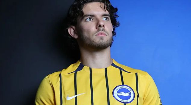 Ferdi Kadıoğlu was named Player of the Month in Brighton.