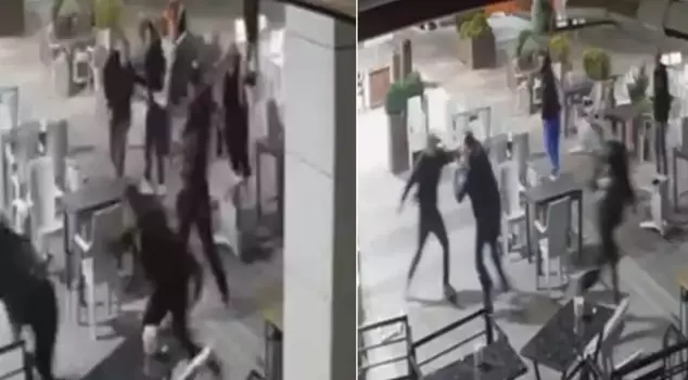 Önce küfür ettiler sonra pala ile saldırdılar! Hakimden serbest bıraktı. 

Arapça çevirisi:
أولاً شتموا ثم هاجموا بالفأس! أطلق سراحه القاضي.