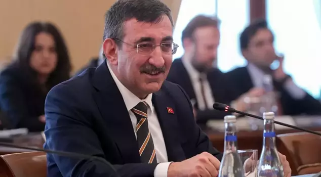 Comment from Vice President Yılmaz on the minimum wage.