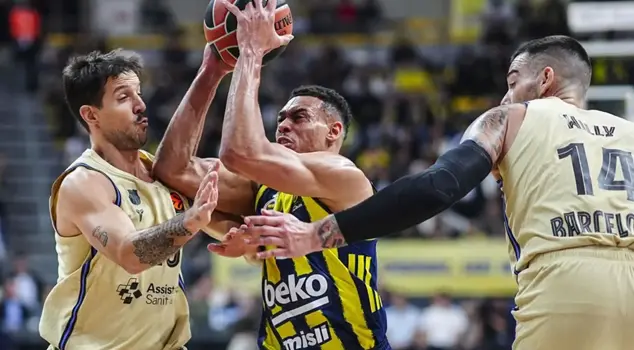 Fenerbahçe Beko defeated Barcelona in the EuroLeague at the last moment.
