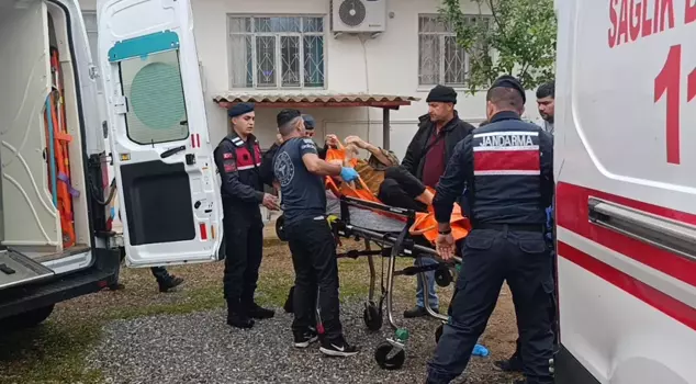 He shot his father and his aunt and locked himself in the house.